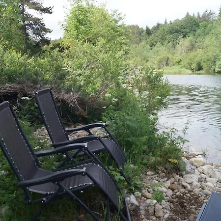 Gite en Ardèche en face de la rivière Usclades-et-Rieutord Extérieur photo